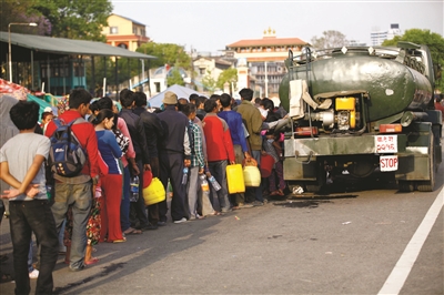 缺水缺电，尼泊尔救援告急