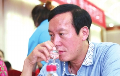 ​江苏工人报土地使用证遗失