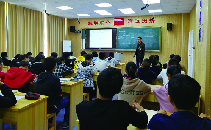 南京市第十四中学借力“智慧”建设丰富“六艺”内涵